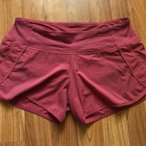 Lululemon mauve run times shorts